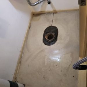 マンション 居室内 トイレ排水詰まり 逆流 緊急対応 アメニティ プラスの活動ブログ